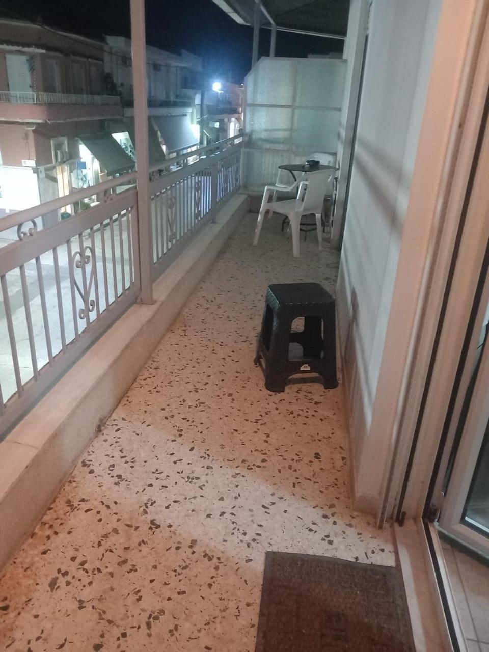Central Apartments Eretria Екстериор снимка